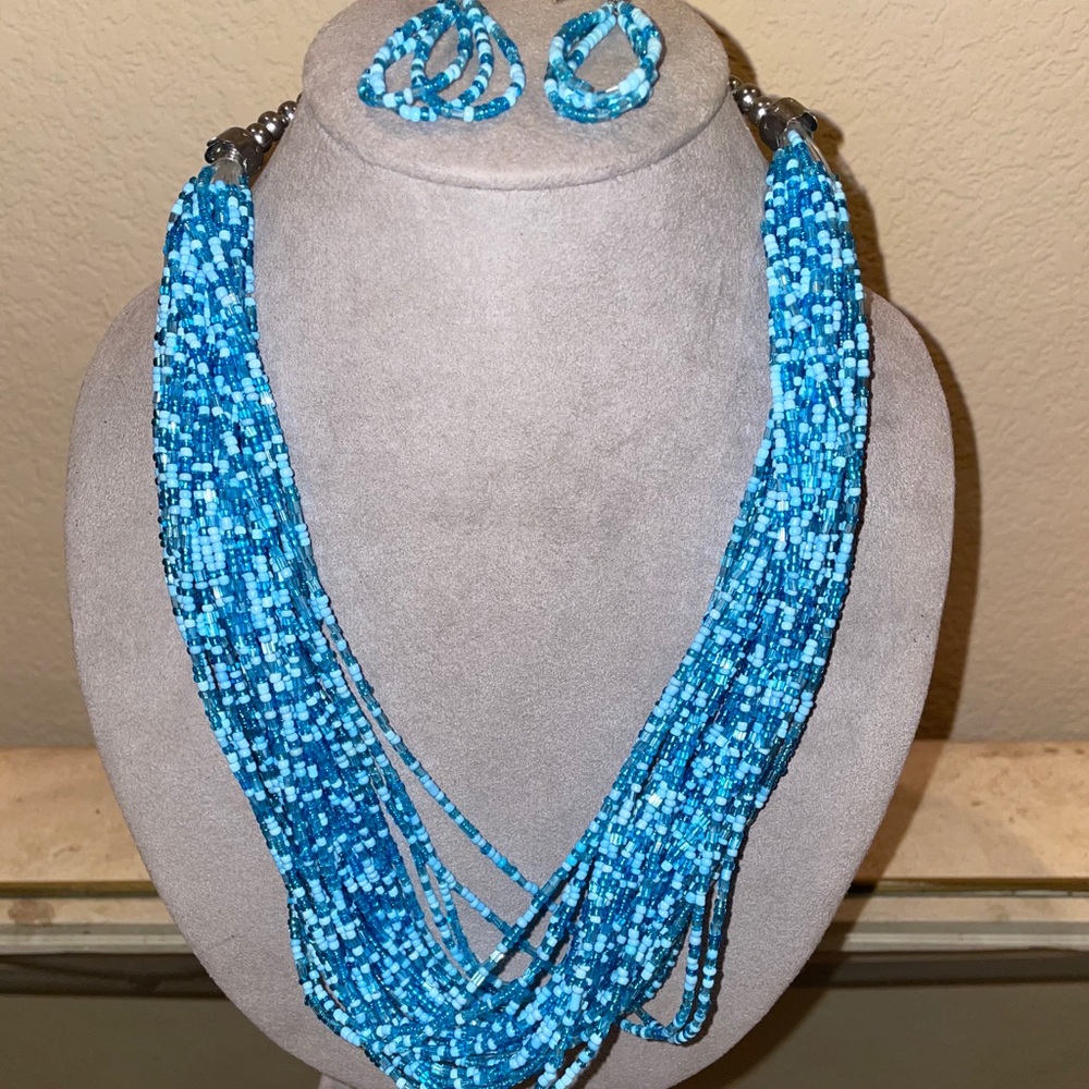 Turquoise Necklace Set